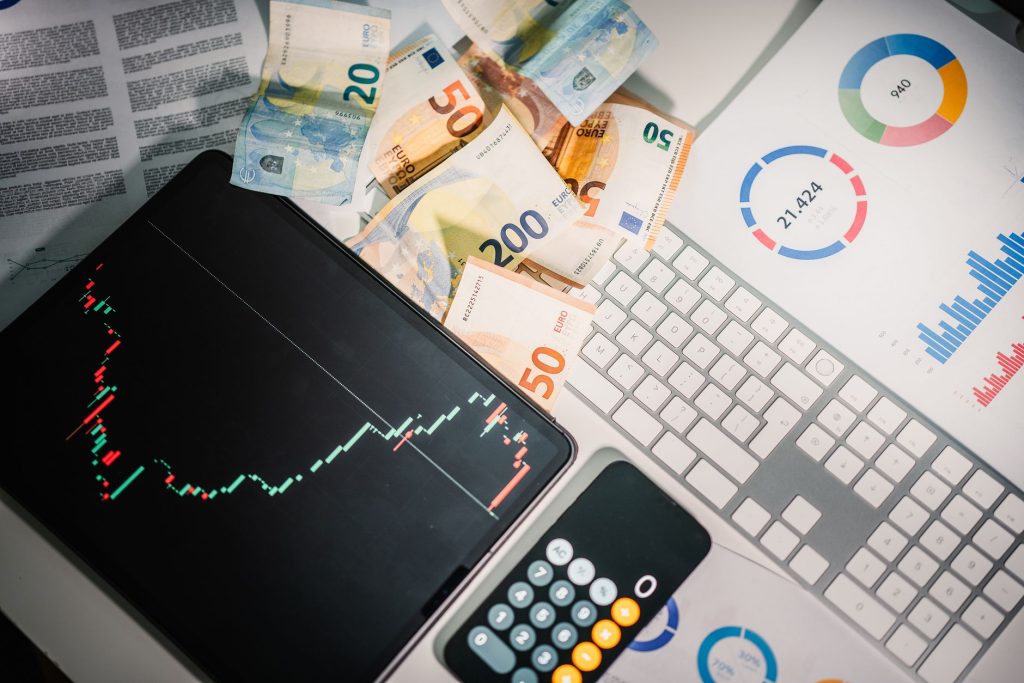 Investir sans se tromper : les fondamentaux à maîtriser dès le départ